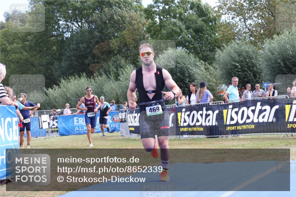 31.08.2025 - Elbe Triathlon Hamburg Strokosch-Dieckow http://msf.ph/oto/8652339 31.08.2025 11:10:37 Ziel 431, 469, 534, 1081, 1149 meine-sportfotos.de