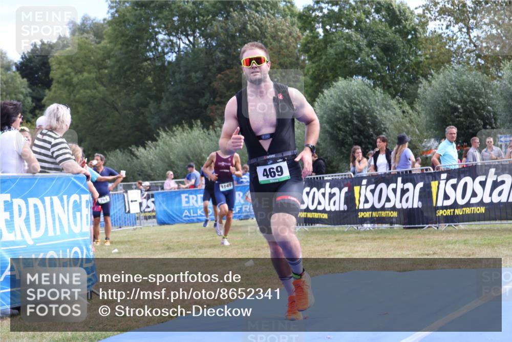31.08.2025 - Elbe Triathlon Hamburg Strokosch-Dieckow http://msf.ph/oto/8652341 31.08.2025 11:10:38 Ziel 431, 469, 534, 1081, 1149 meine-sportfotos.de