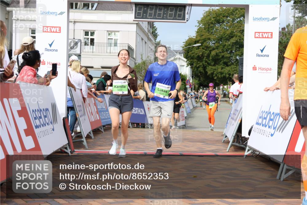 31.08.2025 - 21. Blankeneser Heldenlauf Strokosch-Dieckow http://msf.ph/oto/8652353 31.08.2025 11:10:15 Ziel 3148, 3222, 3221, 3139, 3386, 3137, 3013, 3249, 3485 meine-sportfotos.de