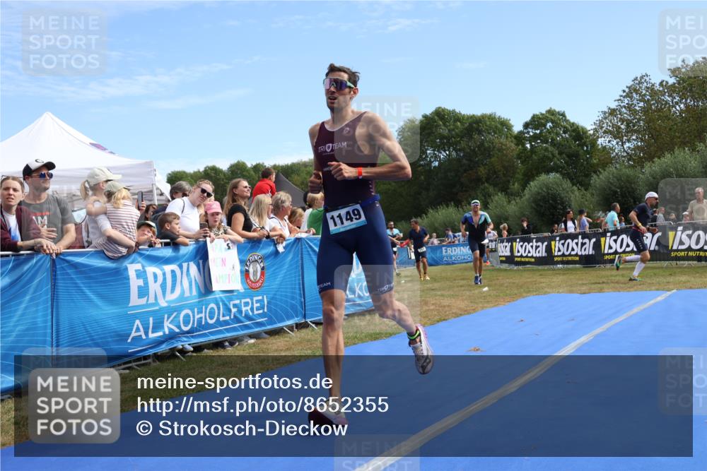 31.08.2025 - Elbe Triathlon Hamburg Strokosch-Dieckow http://msf.ph/oto/8652355 31.08.2025 11:10:42 Ziel 455, 469, 534, 1149 meine-sportfotos.de