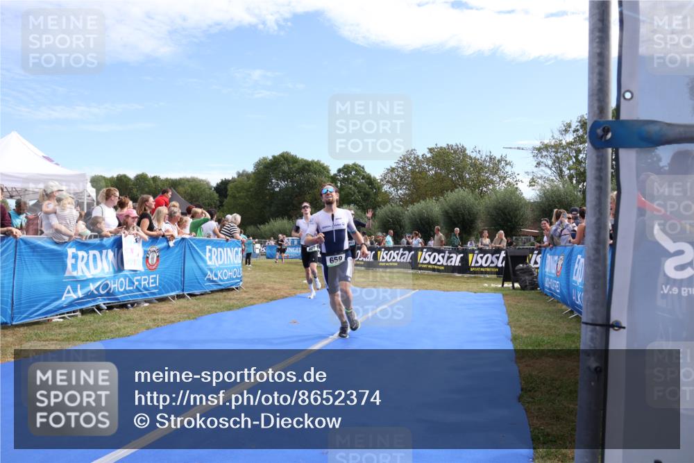 31.08.2025 - Elbe Triathlon Hamburg Strokosch-Dieckow http://msf.ph/oto/8652374 31.08.2025 11:10:53 Ziel 407, 455, 659, 1023 meine-sportfotos.de