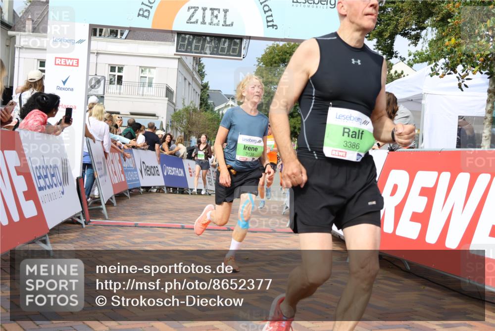 31.08.2025 - 21. Blankeneser Heldenlauf Strokosch-Dieckow http://msf.ph/oto/8652377 31.08.2025 11:10:12 Ziel 3148, 3222, 3221, 3139, 3386, 3137, 3013 meine-sportfotos.de
