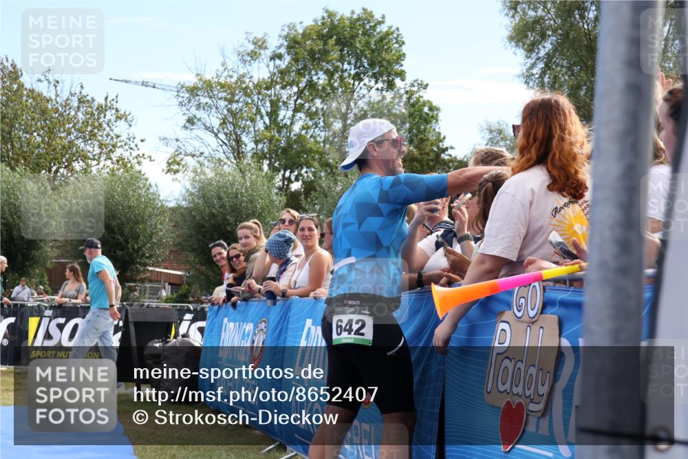 31.08.2025 - Elbe Triathlon Hamburg Strokosch-Dieckow http://msf.ph/oto/8652407 31.08.2025 11:11:18 Ziel 642, 753, 1005 meine-sportfotos.de