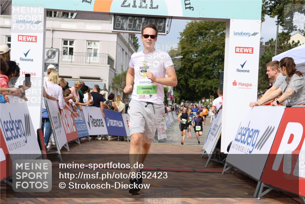 31.08.2025 - 21. Blankeneser Heldenlauf Strokosch-Dieckow http://msf.ph/oto/8652423 31.08.2025 11:10:04 Ziel 3729, 3137, 3732, 3443, 3440, 3441, 3442, 3725 meine-sportfotos.de