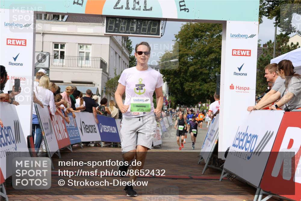 31.08.2025 - 21. Blankeneser Heldenlauf Strokosch-Dieckow http://msf.ph/oto/8652432 31.08.2025 11:10:04 Ziel 3729, 3137, 3732, 3443, 3440, 3441, 3442, 3725 meine-sportfotos.de