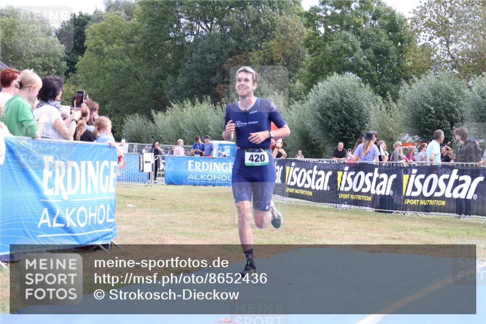 31.08.2025 - Elbe Triathlon Hamburg Strokosch-Dieckow http://msf.ph/oto/8652436 31.08.2025 11:12:06 Ziel 405, 420, 603, 1145 meine-sportfotos.de