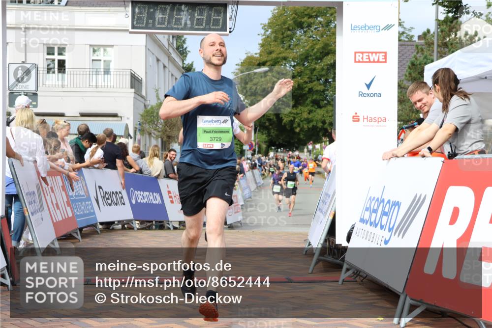 31.08.2025 - 21. Blankeneser Heldenlauf Strokosch-Dieckow http://msf.ph/oto/8652444 31.08.2025 11:10:02 Ziel 3729, 3732, 3443, 3440, 3441, 3442, 3725 meine-sportfotos.de