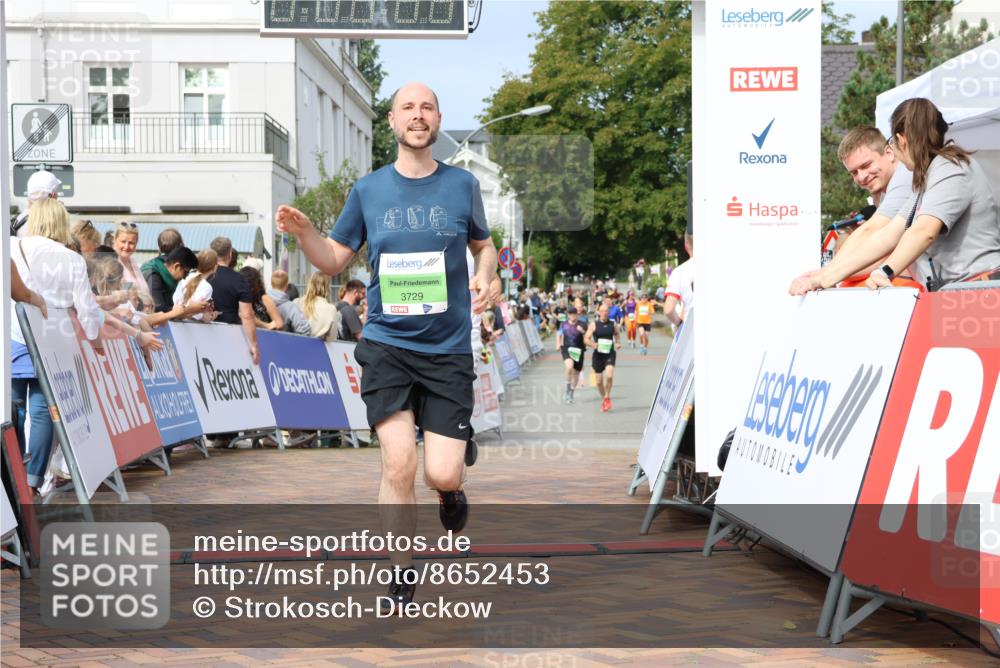 31.08.2025 - 21. Blankeneser Heldenlauf Strokosch-Dieckow http://msf.ph/oto/8652453 31.08.2025 11:10:02 Ziel 3729, 3732, 3443, 3440, 3441, 3442, 3725 meine-sportfotos.de