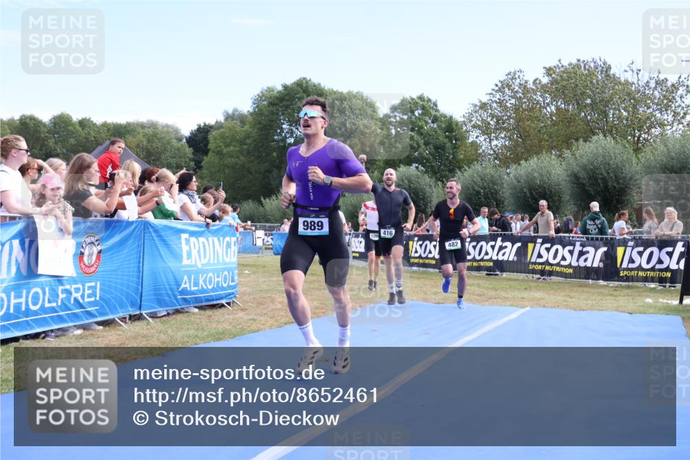 31.08.2025 - Elbe Triathlon Hamburg Strokosch-Dieckow http://msf.ph/oto/8652461 31.08.2025 11:12:19 Ziel 405, 416, 482, 653, 984, 989, 1064, 1129 meine-sportfotos.de