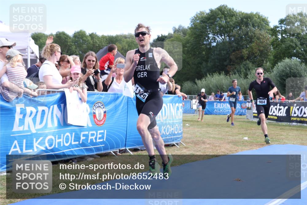 31.08.2025 - Elbe Triathlon Hamburg Strokosch-Dieckow http://msf.ph/oto/8652483 31.08.2025 11:12:25 Ziel 304, 416, 482, 653, 984, 1064, 1129 meine-sportfotos.de
