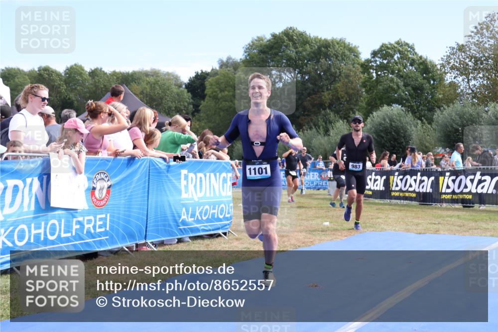 31.08.2025 - Elbe Triathlon Hamburg Strokosch-Dieckow http://msf.ph/oto/8652557 31.08.2025 11:13:07 Ziel 983, 986, 1036, 1045, 1101 meine-sportfotos.de