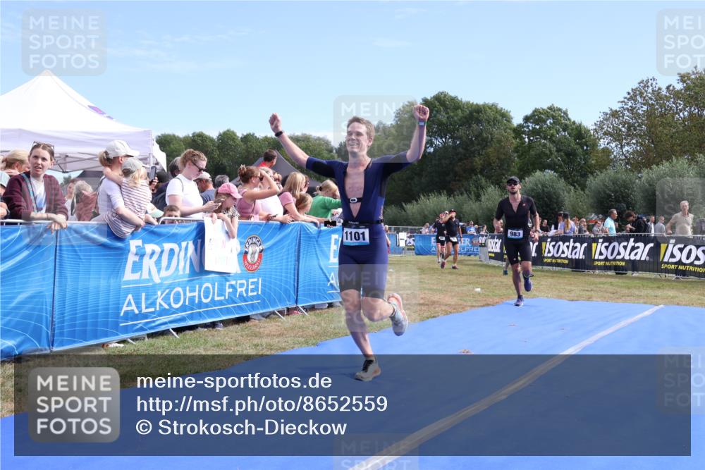 31.08.2025 - Elbe Triathlon Hamburg Strokosch-Dieckow http://msf.ph/oto/8652559 31.08.2025 11:13:07 Ziel 983, 986, 1036, 1045, 1101 meine-sportfotos.de