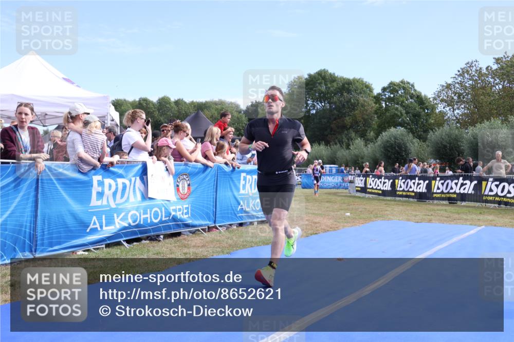 31.08.2025 - Elbe Triathlon Hamburg Strokosch-Dieckow http://msf.ph/oto/8652621 31.08.2025 11:13:41 Ziel 481, 998, 1085 meine-sportfotos.de