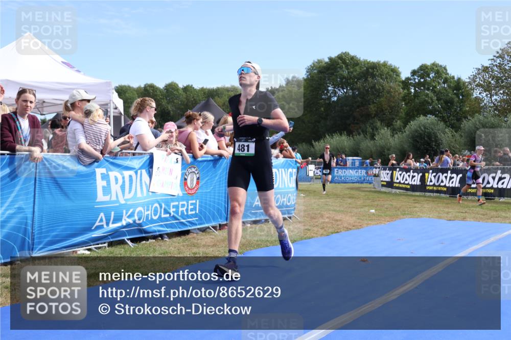 31.08.2025 - Elbe Triathlon Hamburg Strokosch-Dieckow http://msf.ph/oto/8652629 31.08.2025 11:13:47 Ziel 481, 963 meine-sportfotos.de