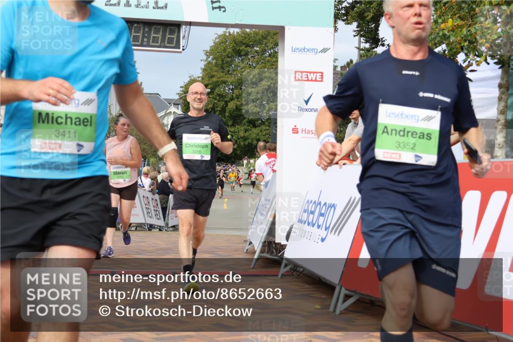 31.08.2025 - 21. Blankeneser Heldenlauf Strokosch-Dieckow http://msf.ph/oto/8652663 31.08.2025 11:09:20 Ziel 3477, 3352, 3059, 3016, 3411, 3316 meine-sportfotos.de