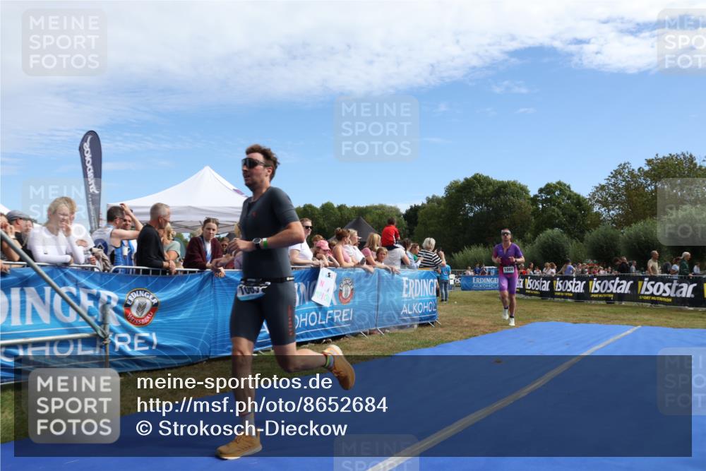 31.08.2025 - Elbe Triathlon Hamburg Strokosch-Dieckow http://msf.ph/oto/8652684 31.08.2025 11:14:29 Ziel 729, 1012, 1063, 1088 meine-sportfotos.de