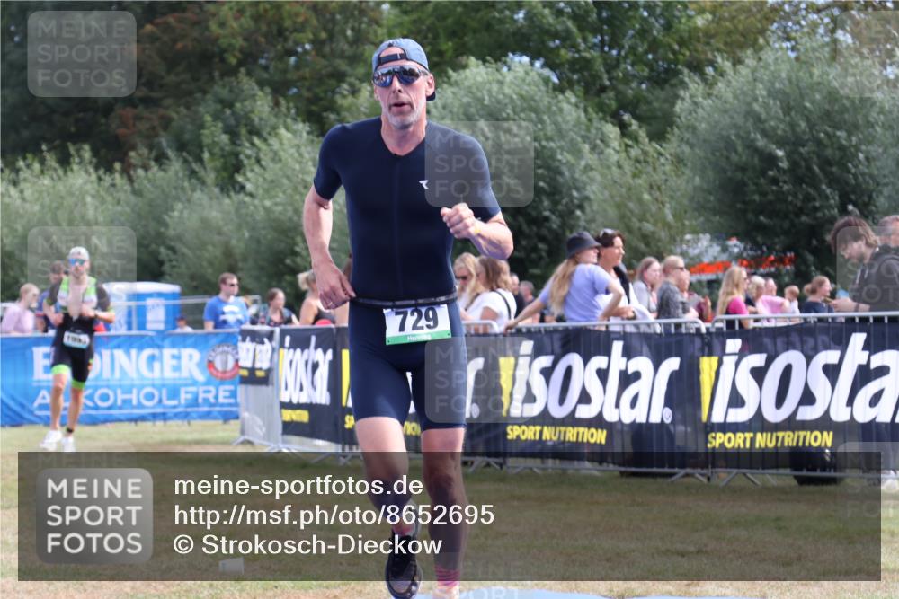 31.08.2025 - Elbe Triathlon Hamburg Strokosch-Dieckow http://msf.ph/oto/8652695 31.08.2025 11:14:36 Ziel 729, 1033, 1088 meine-sportfotos.de