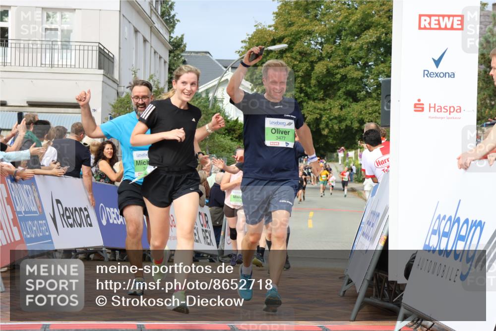 31.08.2025 - 21. Blankeneser Heldenlauf Strokosch-Dieckow http://msf.ph/oto/8652718 31.08.2025 11:09:17 Ziel 3477, 3352, 3059, 3016, 3411, 3316, 3233 meine-sportfotos.de
