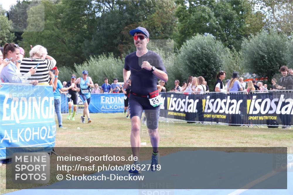 31.08.2025 - Elbe Triathlon Hamburg Strokosch-Dieckow http://msf.ph/oto/8652719 31.08.2025 11:14:46 Ziel 631, 639, 1033 meine-sportfotos.de