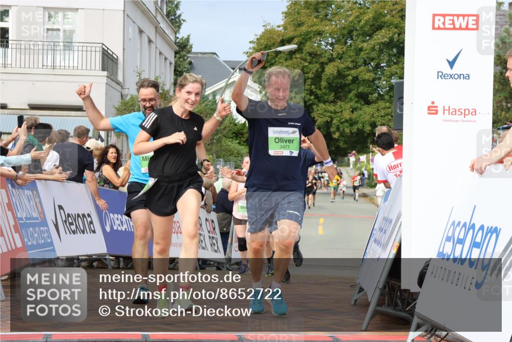 31.08.2025 - 21. Blankeneser Heldenlauf Strokosch-Dieckow http://msf.ph/oto/8652722 31.08.2025 11:09:17 Ziel 3477, 3352, 3059, 3016, 3411, 3316, 3233 meine-sportfotos.de