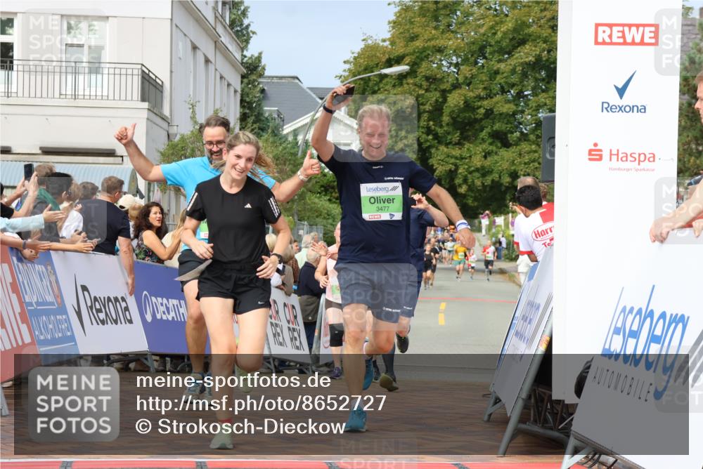31.08.2025 - 21. Blankeneser Heldenlauf Strokosch-Dieckow http://msf.ph/oto/8652727 31.08.2025 11:09:17 Ziel 3477, 3352, 3059, 3016, 3411, 3316, 3233 meine-sportfotos.de