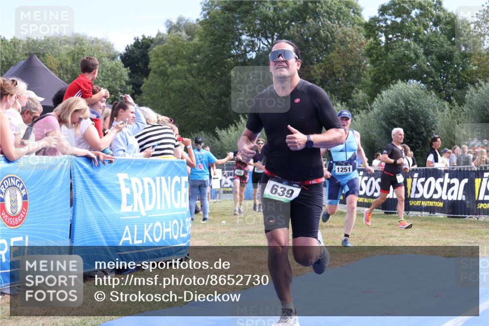 31.08.2025 - Elbe Triathlon Hamburg Strokosch-Dieckow http://msf.ph/oto/8652730 31.08.2025 11:14:51 Ziel 625, 631, 639, 724, 953, 1009 meine-sportfotos.de