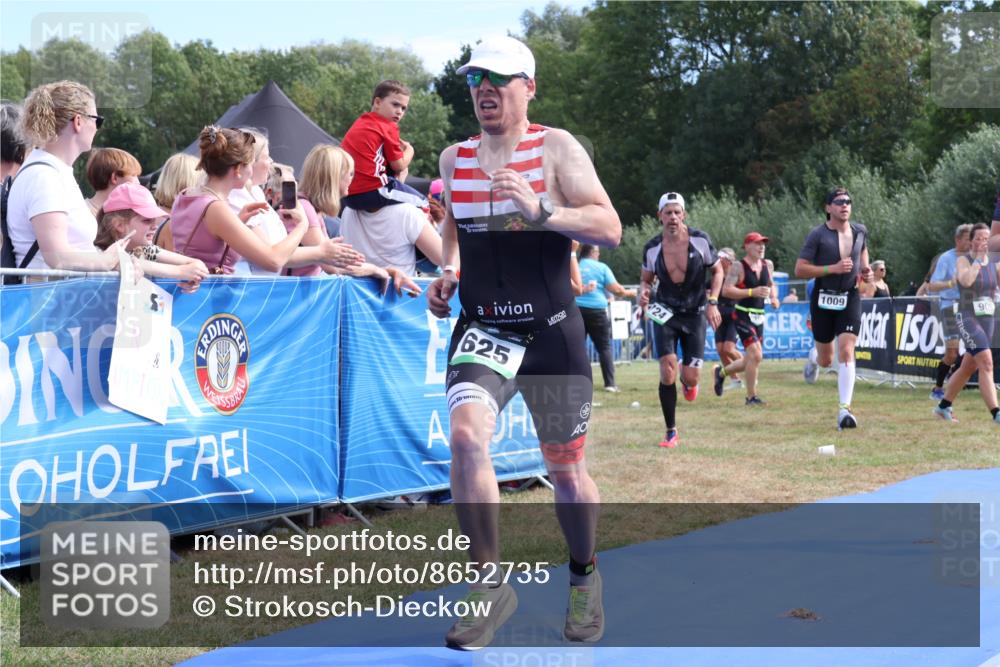 31.08.2025 - Elbe Triathlon Hamburg Strokosch-Dieckow http://msf.ph/oto/8652735 31.08.2025 11:14:56 Ziel 625, 639, 724, 953, 1009 meine-sportfotos.de
