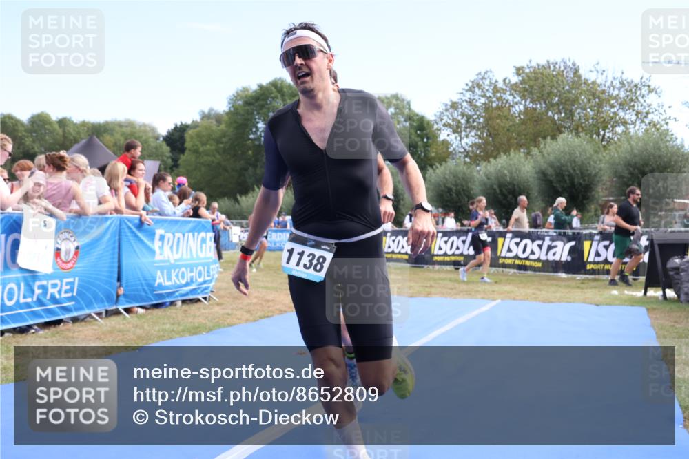 31.08.2025 - Elbe Triathlon Hamburg Strokosch-Dieckow http://msf.ph/oto/8652809 31.08.2025 11:16:01 Ziel 716, 1123, 1180 meine-sportfotos.de