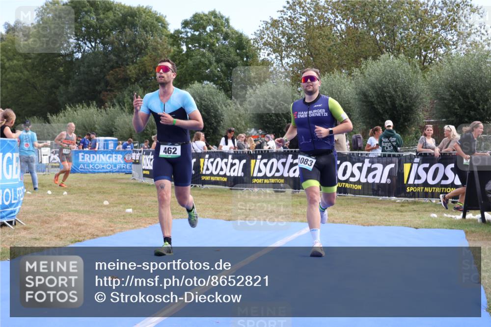 31.08.2025 - Elbe Triathlon Hamburg Strokosch-Dieckow http://msf.ph/oto/8652821 31.08.2025 11:16:14 Ziel 462, 1083 meine-sportfotos.de