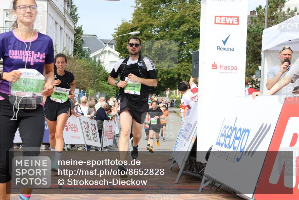 31.08.2025 - 21. Blankeneser Heldenlauf Strokosch-Dieckow http://msf.ph/oto/8652828 31.08.2025 11:09:01 Ziel 3393, 3676, 3024, 3282, 3242, 3671, 3629, 3630, 3417, 3098, 3097 meine-sportfotos.de