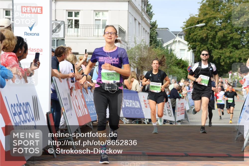 31.08.2025 - 21. Blankeneser Heldenlauf Strokosch-Dieckow http://msf.ph/oto/8652836 31.08.2025 11:09:00 Ziel 3393, 3676, 3024, 3282, 3242, 3629, 3630, 3417, 3098, 3097 meine-sportfotos.de