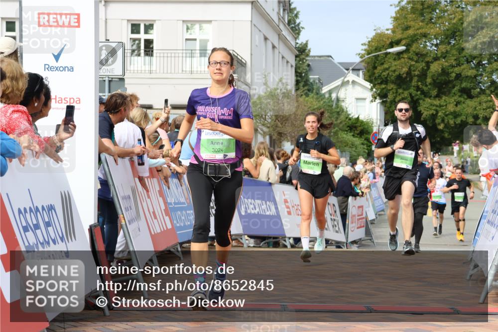 31.08.2025 - 21. Blankeneser Heldenlauf Strokosch-Dieckow http://msf.ph/oto/8652845 31.08.2025 11:09:00 Ziel 3393, 3676, 3024, 3282, 3242, 3629, 3630, 3417, 3098, 3097 meine-sportfotos.de
