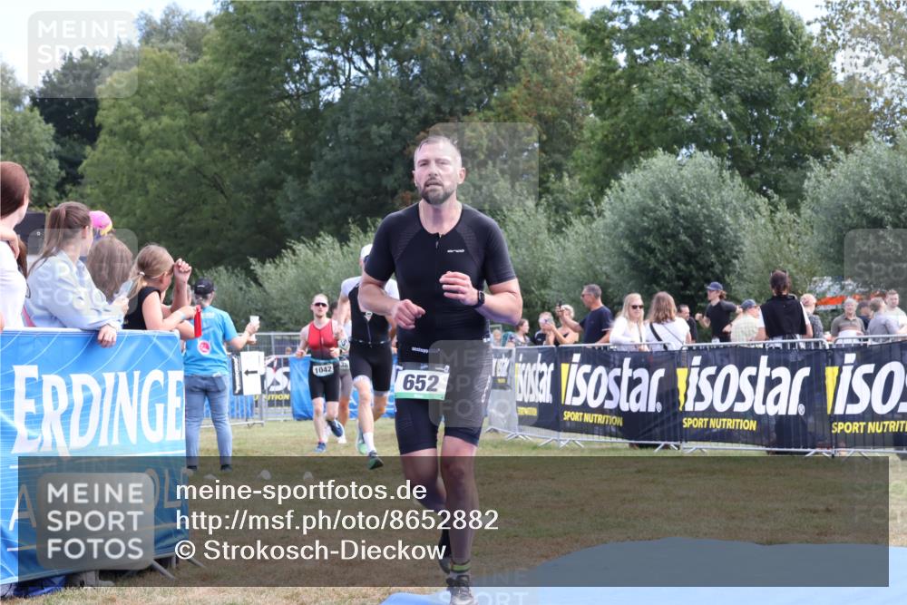 31.08.2025 - Elbe Triathlon Hamburg Strokosch-Dieckow http://msf.ph/oto/8652882 31.08.2025 11:17:33 Ziel 652, 725, 987, 1042, 1070, 1109 meine-sportfotos.de