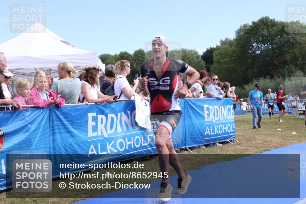 31.08.2025 - Elbe Triathlon Hamburg Strokosch-Dieckow http://msf.ph/oto/8652945 31.08.2025 11:18:05 Ziel 574, 601, 616, 723 meine-sportfotos.de
