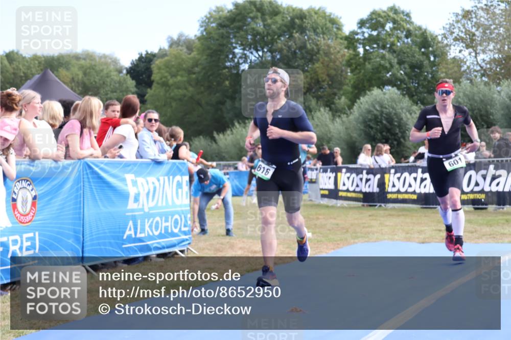 31.08.2025 - Elbe Triathlon Hamburg Strokosch-Dieckow http://msf.ph/oto/8652950 31.08.2025 11:18:09 Ziel 302, 459, 574, 601, 616, 723 meine-sportfotos.de