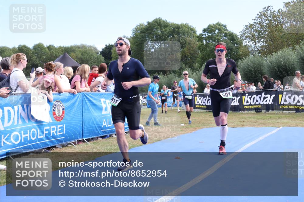 31.08.2025 - Elbe Triathlon Hamburg Strokosch-Dieckow http://msf.ph/oto/8652954 31.08.2025 11:18:10 Ziel 302, 459, 574, 601, 616, 723 meine-sportfotos.de