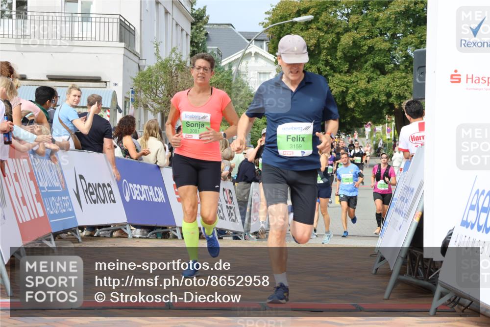 31.08.2025 - 21. Blankeneser Heldenlauf Strokosch-Dieckow http://msf.ph/oto/8652958 31.08.2025 11:08:50 Ziel 3393, 3159, 3081, 3079, 3231, 3036, 3629, 3630, 3643 meine-sportfotos.de