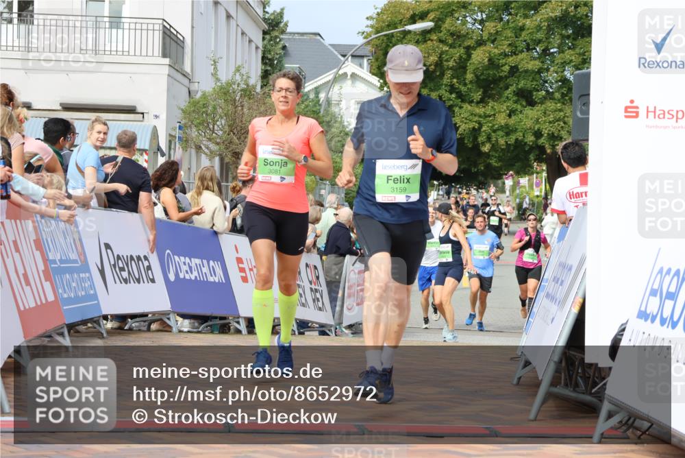 31.08.2025 - 21. Blankeneser Heldenlauf Strokosch-Dieckow http://msf.ph/oto/8652972 31.08.2025 11:08:50 Ziel 3393, 3159, 3081, 3079, 3231, 3036, 3629, 3630, 3643 meine-sportfotos.de