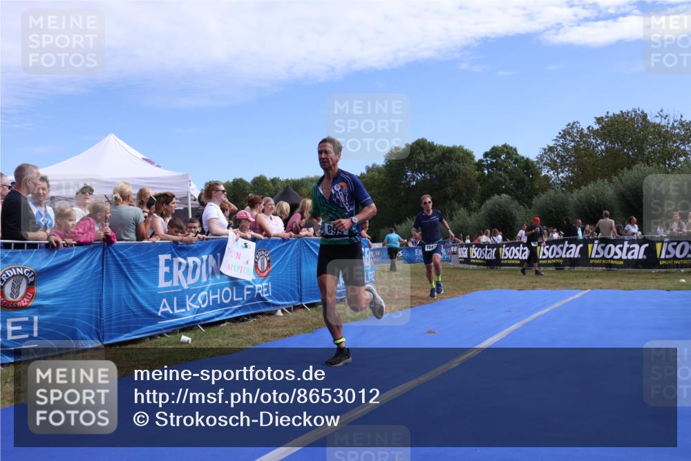 31.08.2025 - Elbe Triathlon Hamburg Strokosch-Dieckow http://msf.ph/oto/8653012 31.08.2025 11:18:46 Ziel 668, 1047 meine-sportfotos.de