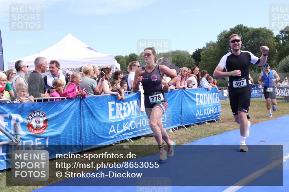 31.08.2025 - Elbe Triathlon Hamburg Strokosch-Dieckow http://msf.ph/oto/8653055 31.08.2025 11:19:13 Ziel 497, 778, 981, 997 meine-sportfotos.de
