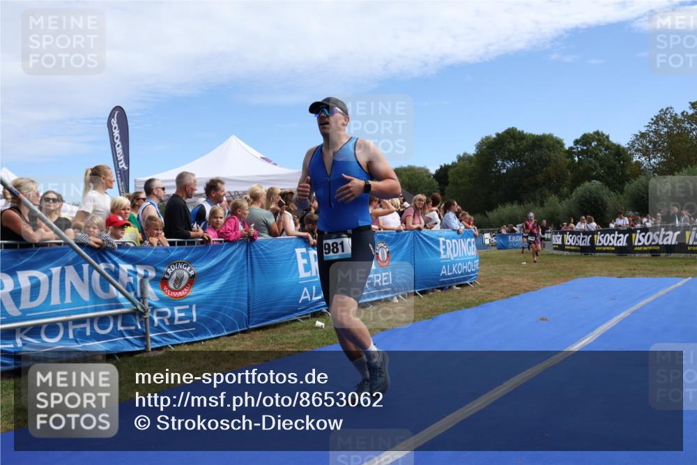 31.08.2025 - Elbe Triathlon Hamburg Strokosch-Dieckow http://msf.ph/oto/8653062 31.08.2025 11:19:16 Ziel 497, 696, 778, 972, 981, 997 meine-sportfotos.de