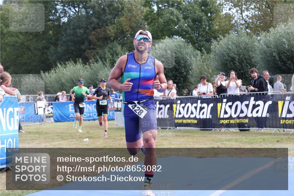 31.08.2025 - Elbe Triathlon Hamburg Strokosch-Dieckow http://msf.ph/oto/8653082 31.08.2025 11:19:27 Ziel 428, 690, 696, 900, 972, 997 meine-sportfotos.de