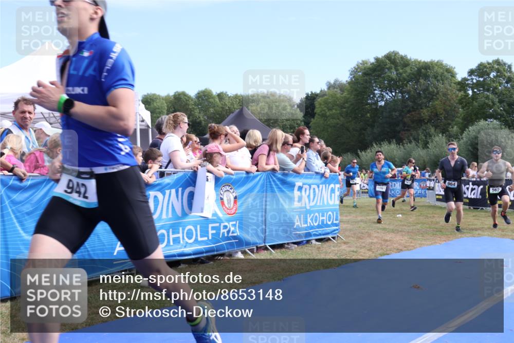 31.08.2025 - Elbe Triathlon Hamburg Strokosch-Dieckow http://msf.ph/oto/8653148 31.08.2025 11:20:02 Ziel 546, 562, 942, 964, 1091 meine-sportfotos.de