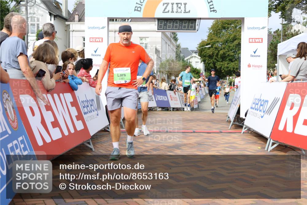 31.08.2025 - 21. Blankeneser Heldenlauf Strokosch-Dieckow http://msf.ph/oto/8653163 31.08.2025 11:08:21 Ziel 3334, 3160, 3693, 3688, 3687, 3361, 3128 meine-sportfotos.de