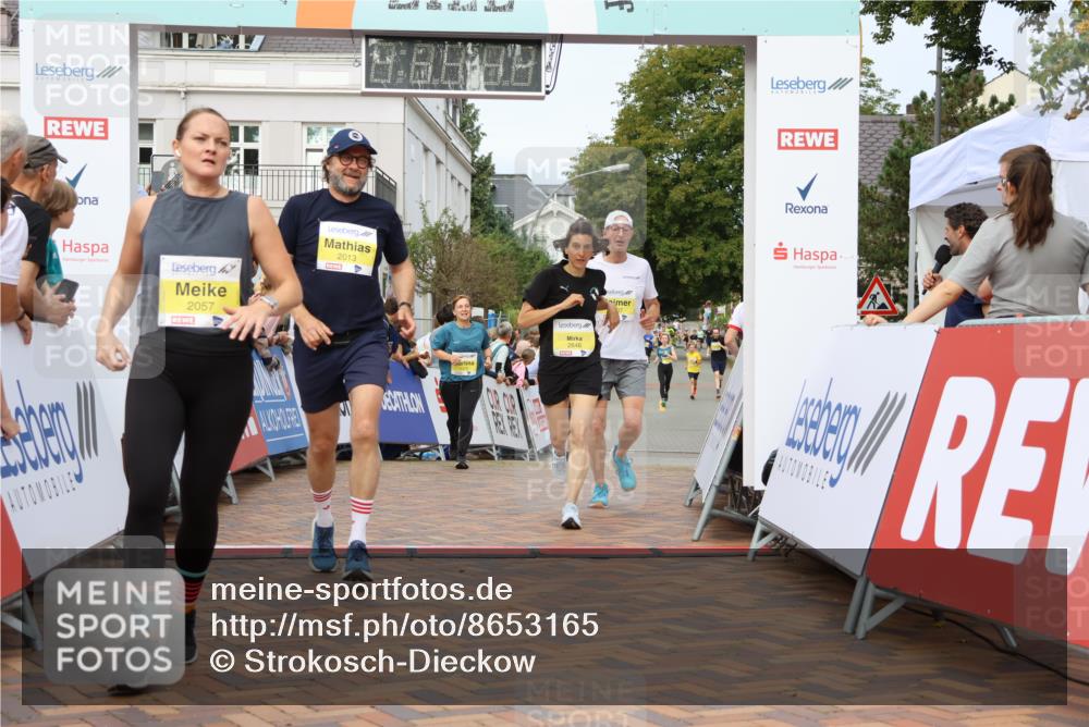 31.08.2025 - 21. Blankeneser Heldenlauf Strokosch-Dieckow http://msf.ph/oto/8653165 31.08.2025 10:26:46 Ziel 2022, 2057, 2013, 2749, 2648, 2607, 2646, 2487, 2354, 2296, 2478 meine-sportfotos.de