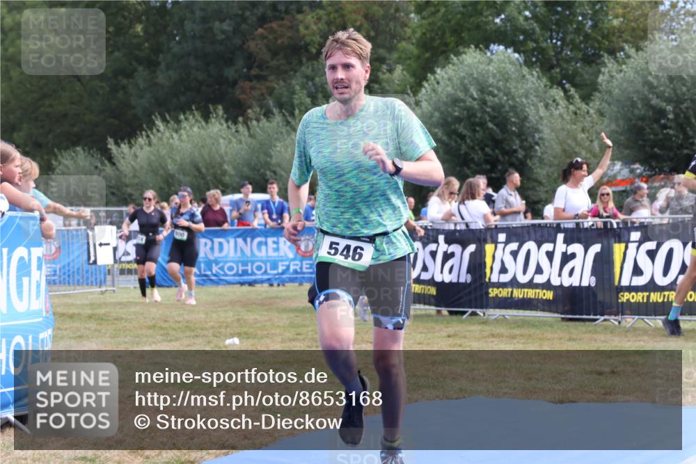 31.08.2025 - Elbe Triathlon Hamburg Strokosch-Dieckow http://msf.ph/oto/8653168 31.08.2025 11:20:07 Ziel 546, 562, 964, 1091 meine-sportfotos.de