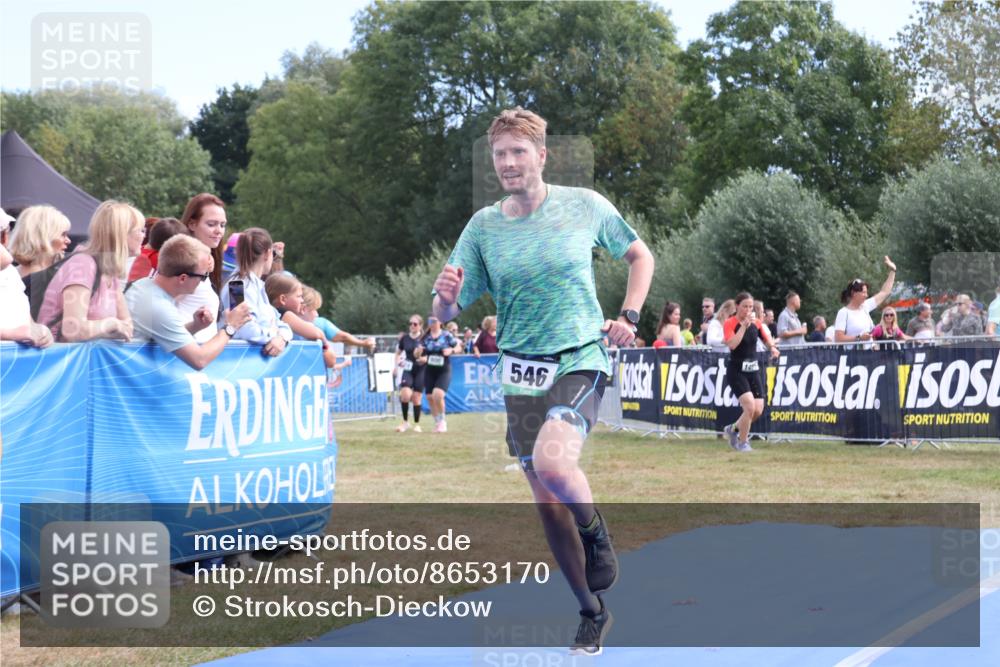 31.08.2025 - Elbe Triathlon Hamburg Strokosch-Dieckow http://msf.ph/oto/8653170 31.08.2025 11:20:07 Ziel 546, 562, 964, 1091 meine-sportfotos.de