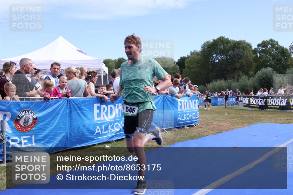 31.08.2025 - Elbe Triathlon Hamburg Strokosch-Dieckow http://msf.ph/oto/8653175 31.08.2025 11:20:08 Ziel 546, 562, 964, 994, 1048, 1091 meine-sportfotos.de