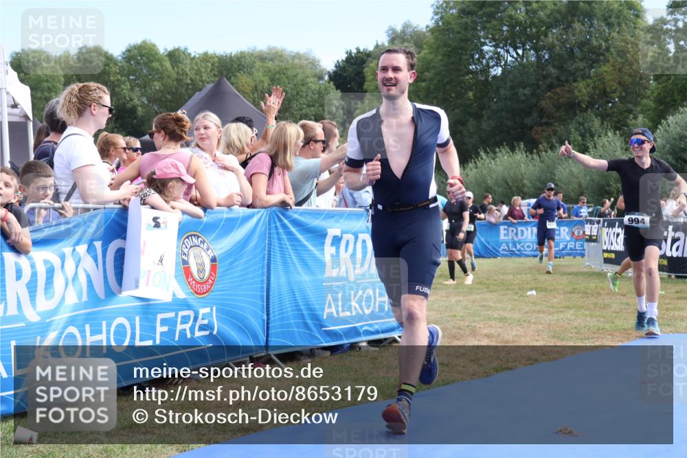 31.08.2025 - Elbe Triathlon Hamburg Strokosch-Dieckow http://msf.ph/oto/8653179 31.08.2025 11:20:16 Ziel 994, 1048, 1445 meine-sportfotos.de