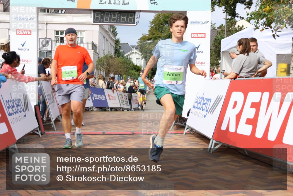 31.08.2025 - 21. Blankeneser Heldenlauf Strokosch-Dieckow http://msf.ph/oto/8653185 31.08.2025 11:08:20 Ziel 3334, 3160, 3693, 3688, 3687, 3361, 3029, 3128 meine-sportfotos.de